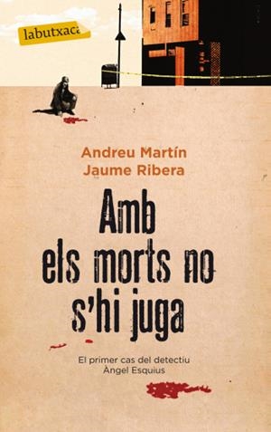 Amb els morts no s'hi juga | 9788499303062 | Martín, Andreu | Llibres.cat | Llibreria online en català | La Impossible Llibreters Barcelona