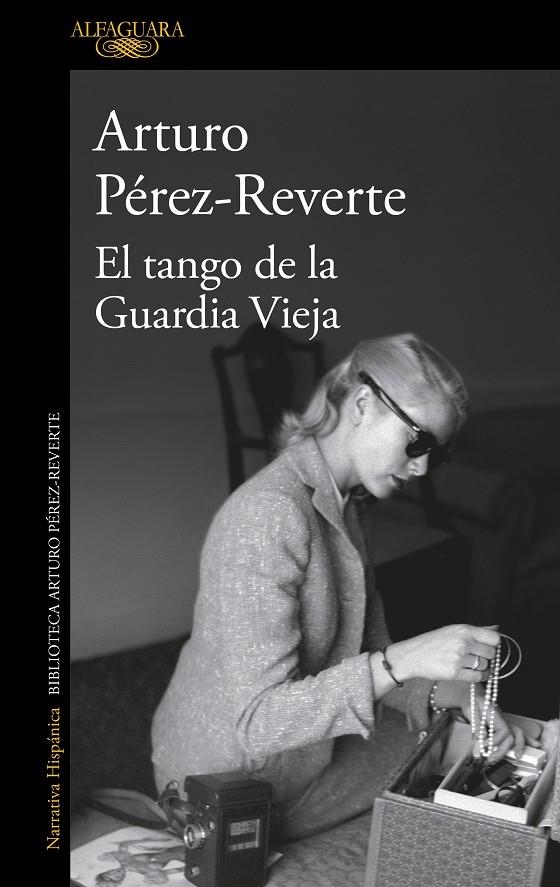 EL TANGO DE LA GUARDIA VIEJA | 9788420413099 | PEREZ- REVERTE, ARTURO | Llibres.cat | Llibreria online en català | La Impossible Llibreters Barcelona