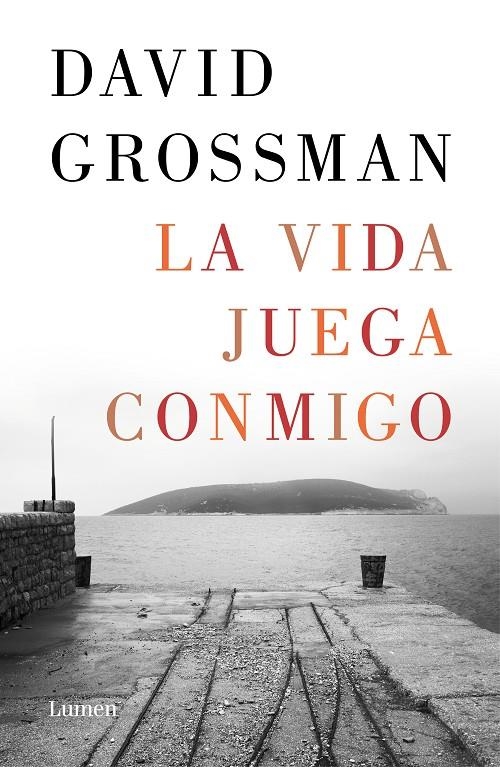 La vida juega conmigo | 9788426407511 | Grossman, David | Llibres.cat | Llibreria online en català | La Impossible Llibreters Barcelona