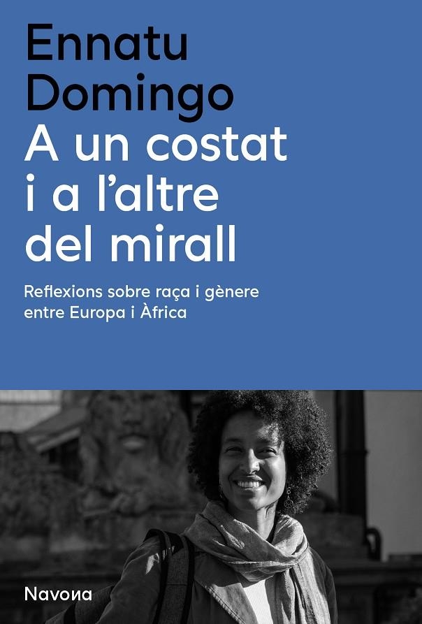 A un costat i a l'altre del mirall | 9788410180314 | Domingo, Ennatu | Llibres.cat | Llibreria online en català | La Impossible Llibreters Barcelona