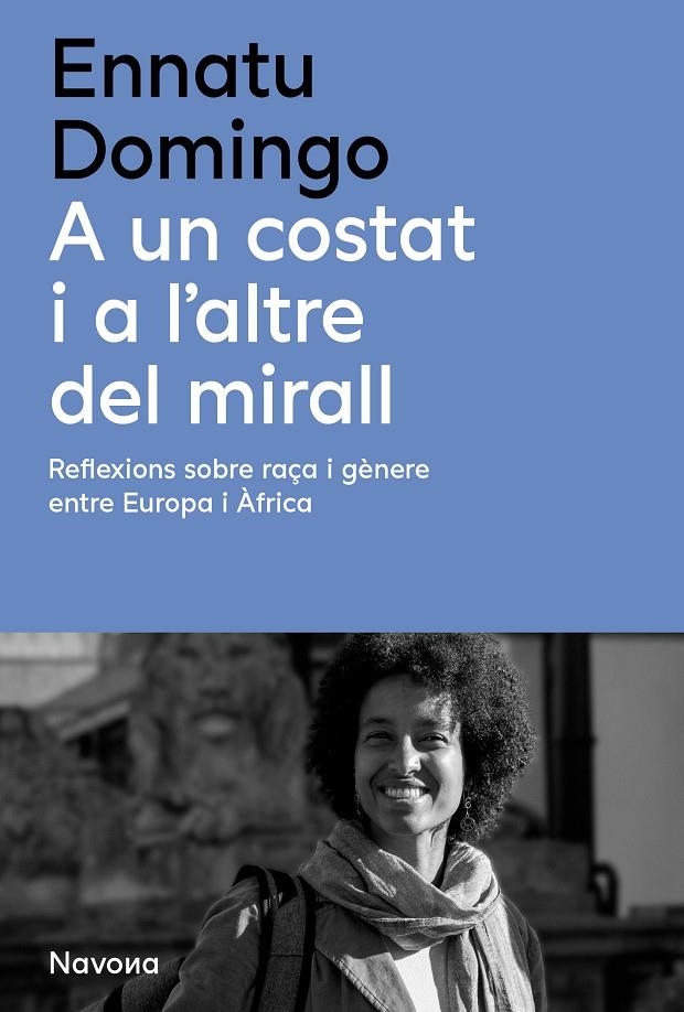 A un costat i a l'altre del mirall | 9788410180321 | Domingo, Ennatu | Llibres.cat | Llibreria online en català | La Impossible Llibreters Barcelona